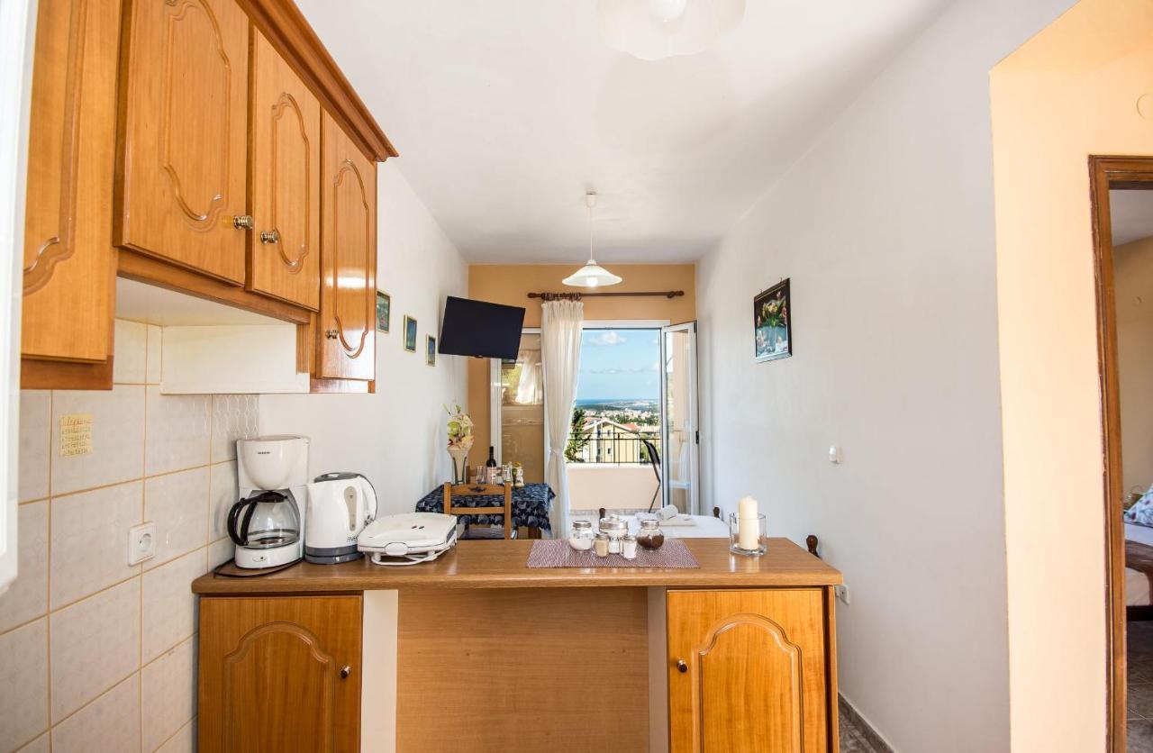 Aristotelis Apartments Razata Bagian luar foto