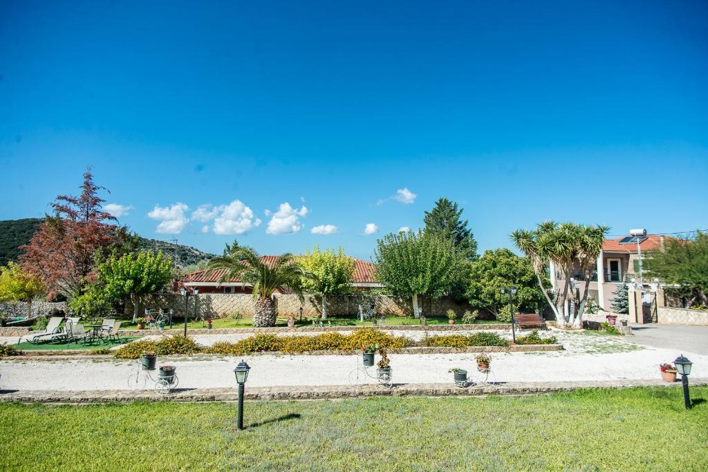 Aristotelis Apartments Razata Bagian luar foto