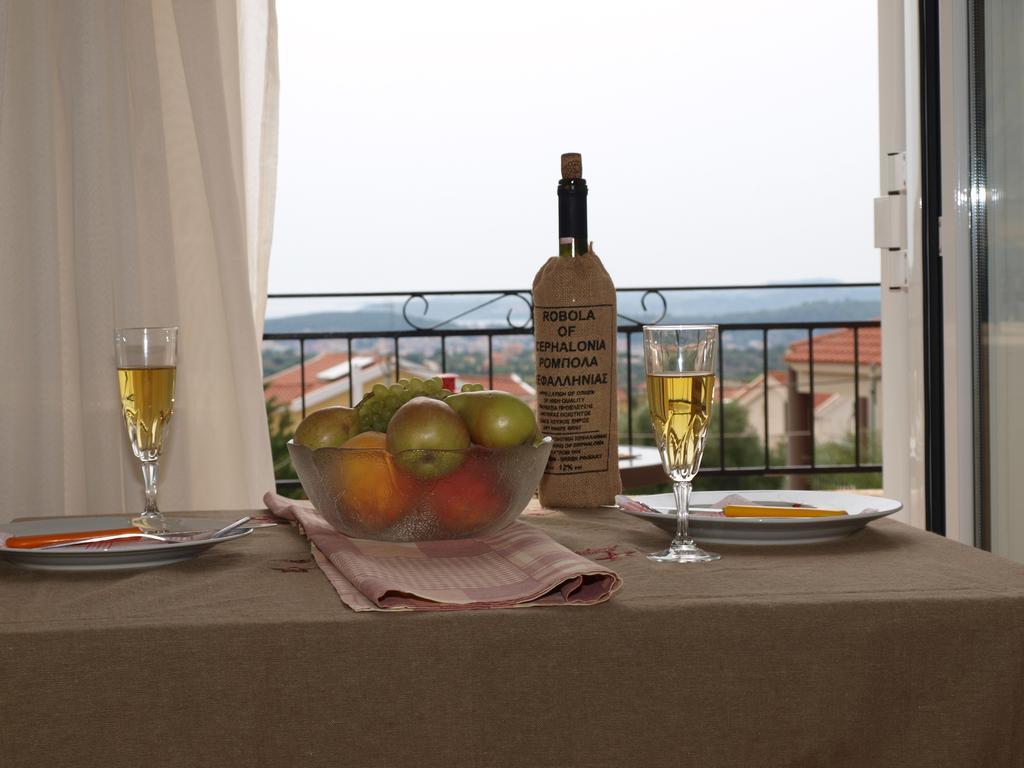 Aristotelis Apartments Razata Bagian luar foto